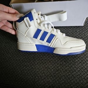 Adidas boys sneakers